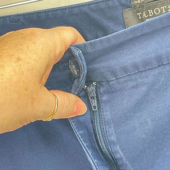 Talbots Womens Pedal Pusher Pants Stretch Perfect Skimmer Capri Blue Size 8P - Picture 6 of 10